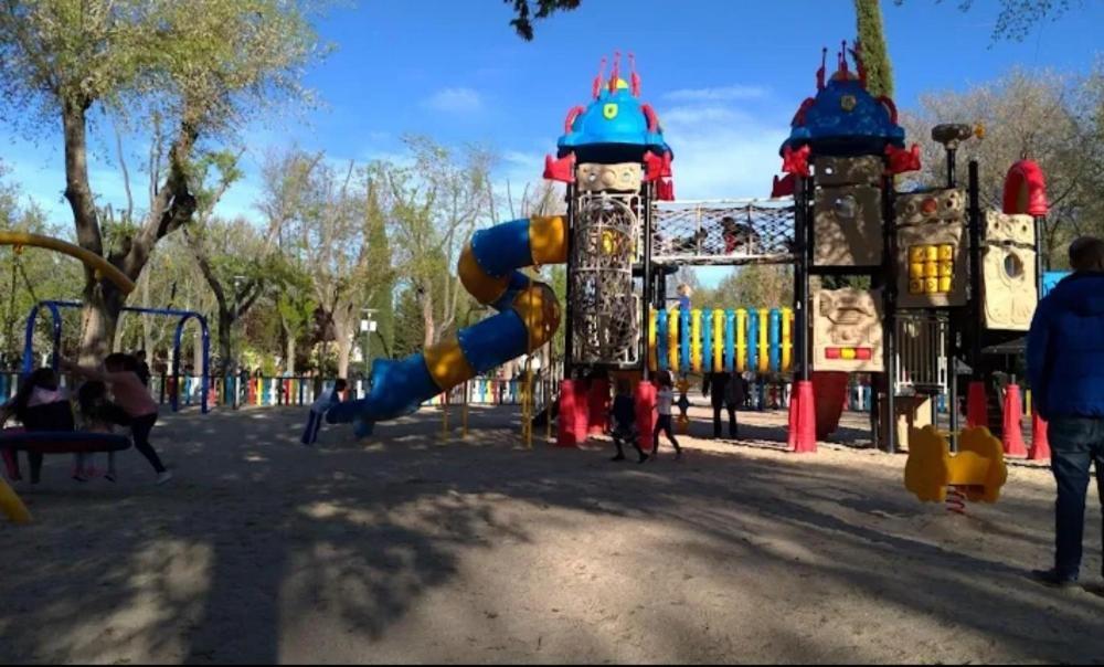 La Casa De Silvia Visita Parque Warner, Madrid Y Alrededores San Martín de la Vega Εξωτερικό φωτογραφία
